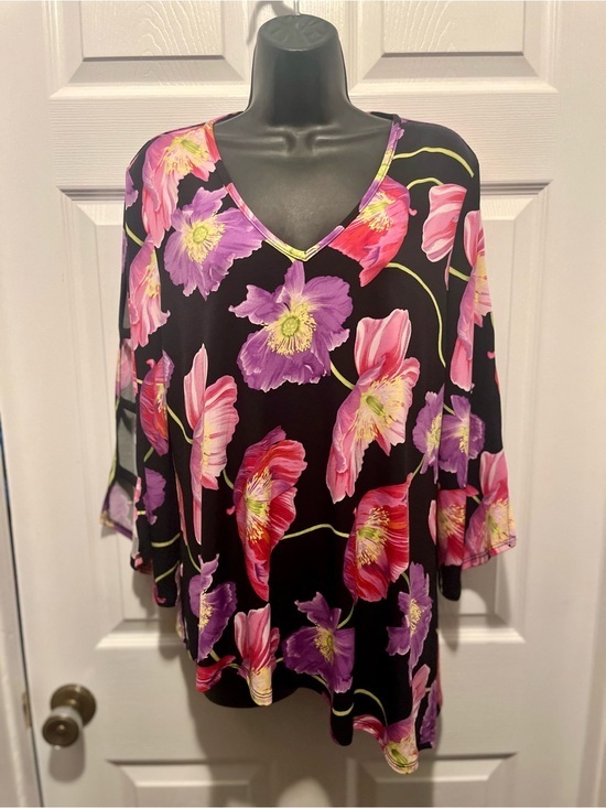 Joseph Ribkoff Tops - Joseph Ribkoff Top Blouse Floral Black 8 Medium Long Open Sleeve asymmetrical